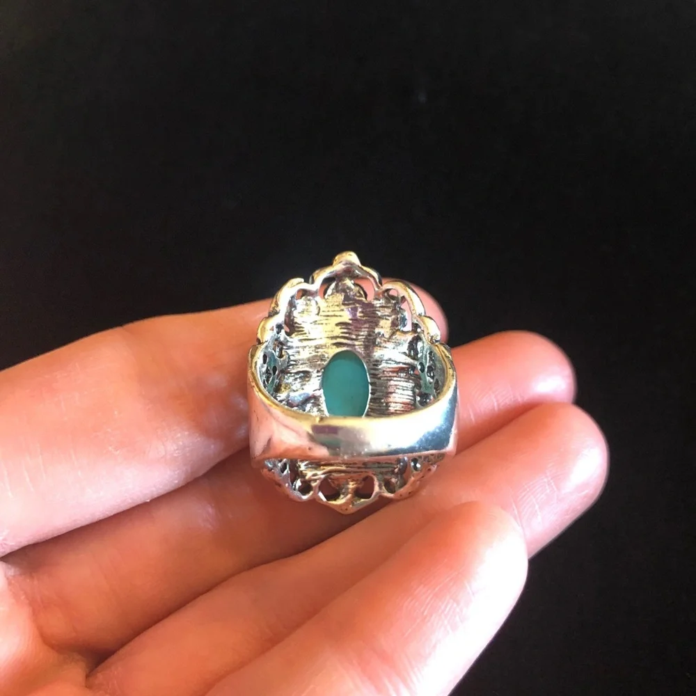 Silver-Tone Floral Ring with Turquoise Cabochon